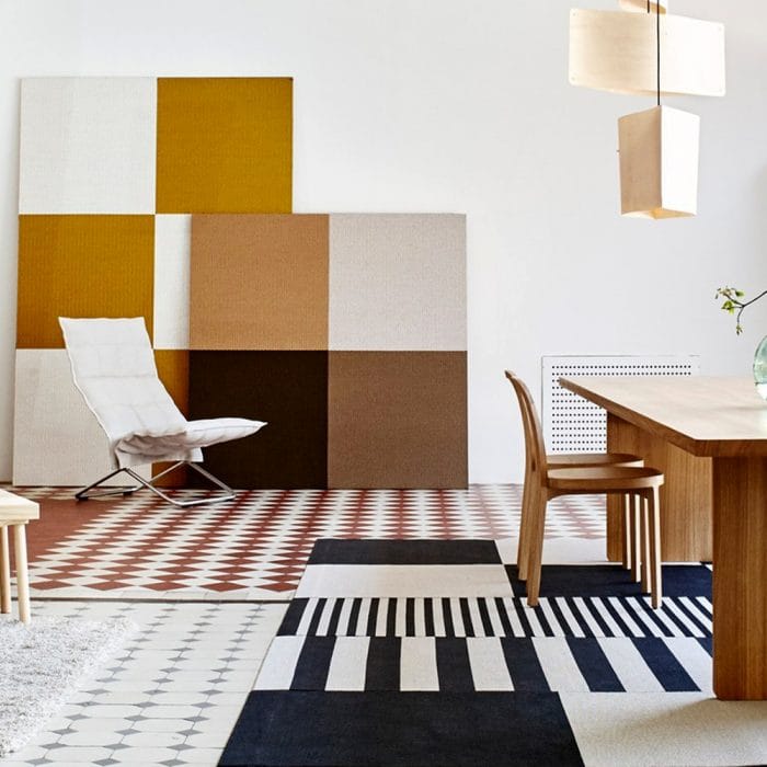 minimalist slide 7 700x700 1